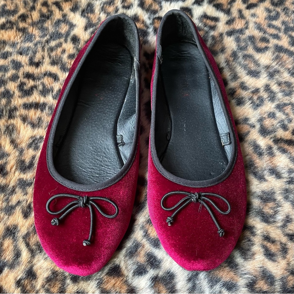 CLEARANCE 🌹 Demonia Velvet Ballet Flats Wine Cranberry color 7 - Picture 9 of 10